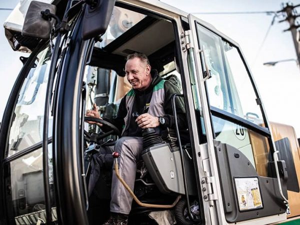 HS_SCHULZ_Content_Leistung_Strassenbau_9-p1xuvi09c50y3cs5ybqxe81bw0jtdwno364ckujjis