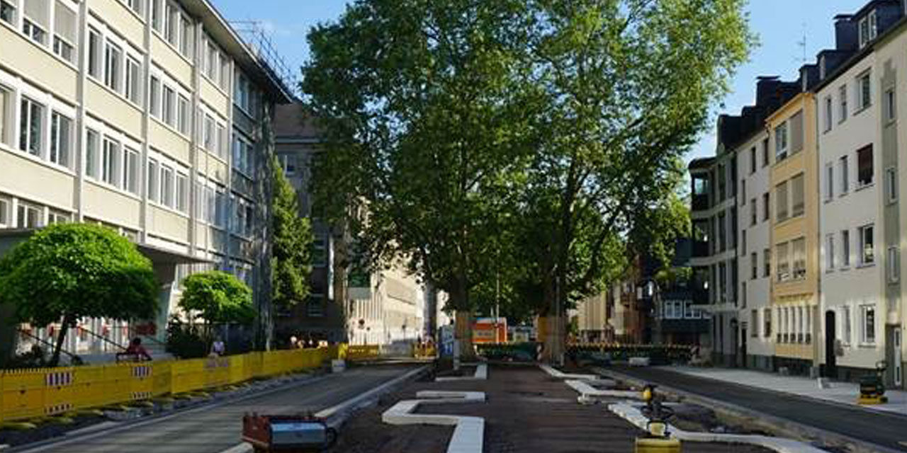 Aushang in Schaukasten dient zur Bürgerinformation